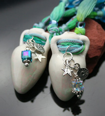 baech fun aromatherapy jewelry