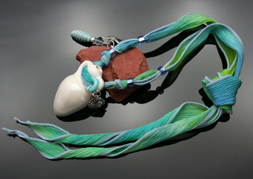 aromatherapy jewelry for the beach